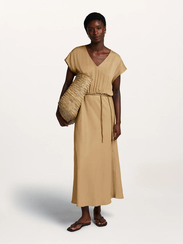 Aymee kleed camel