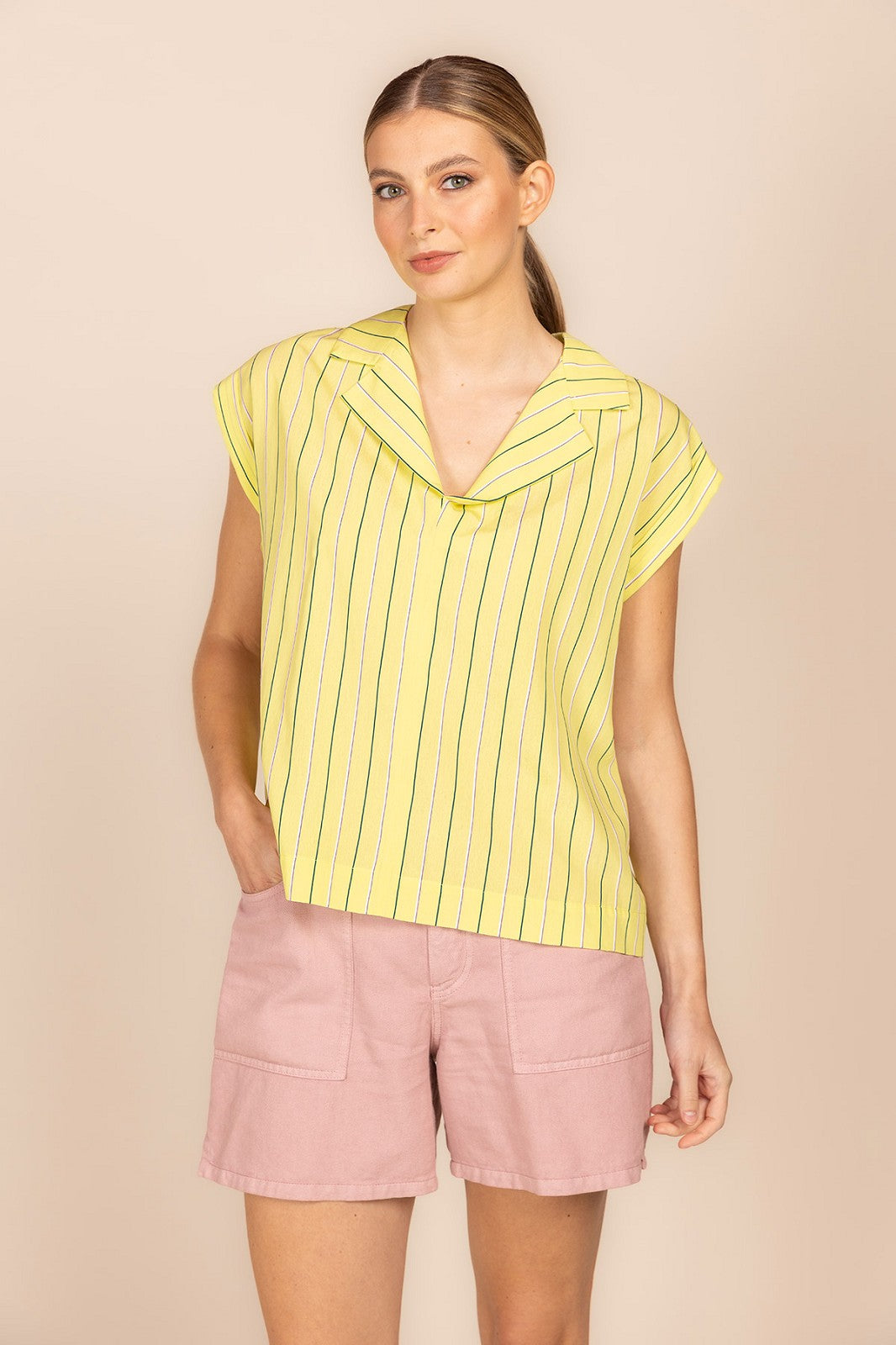 LADIES SHORT