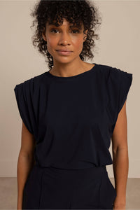 Leona top