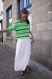 LADIES SWEATER