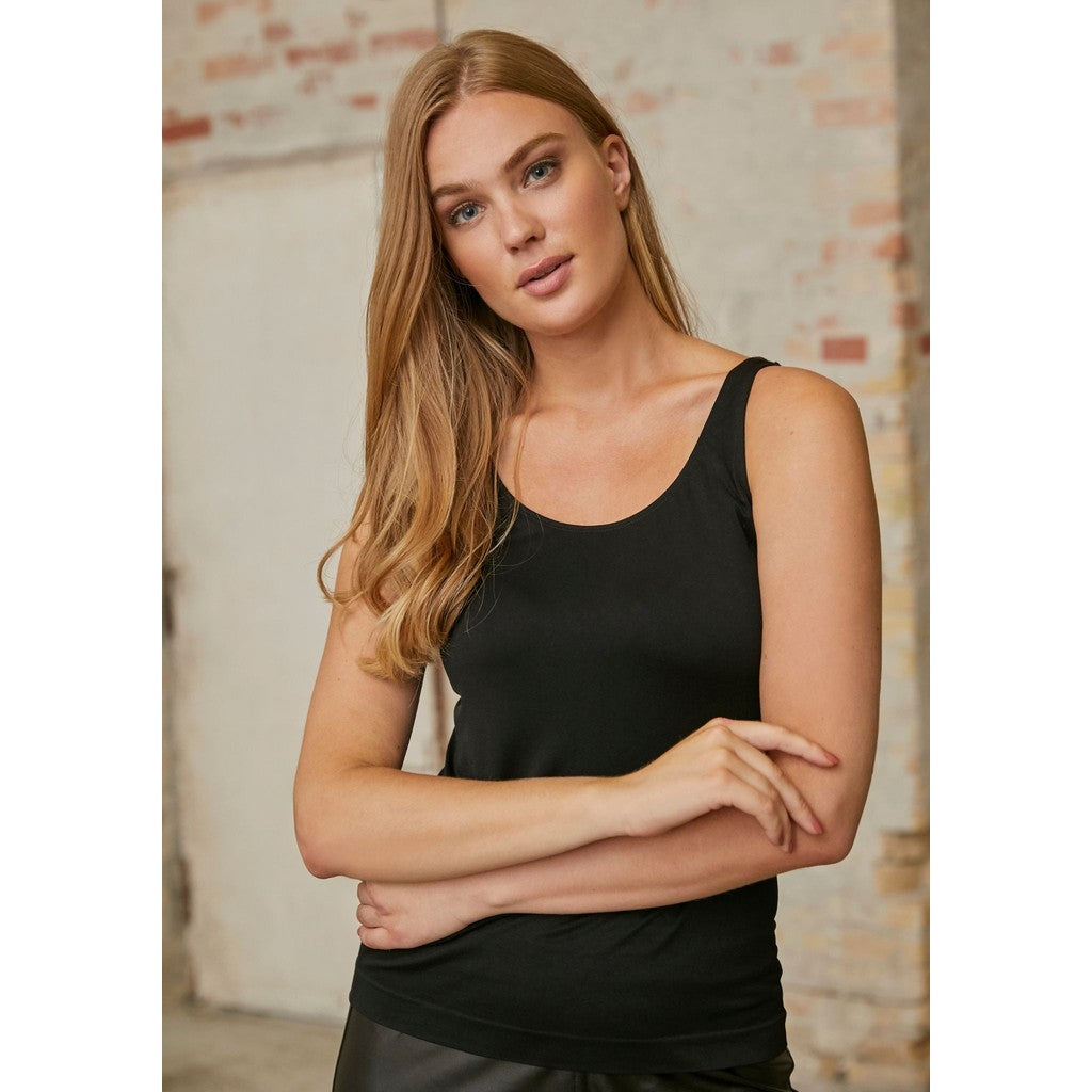 Nilla tank top 900 Zwart
