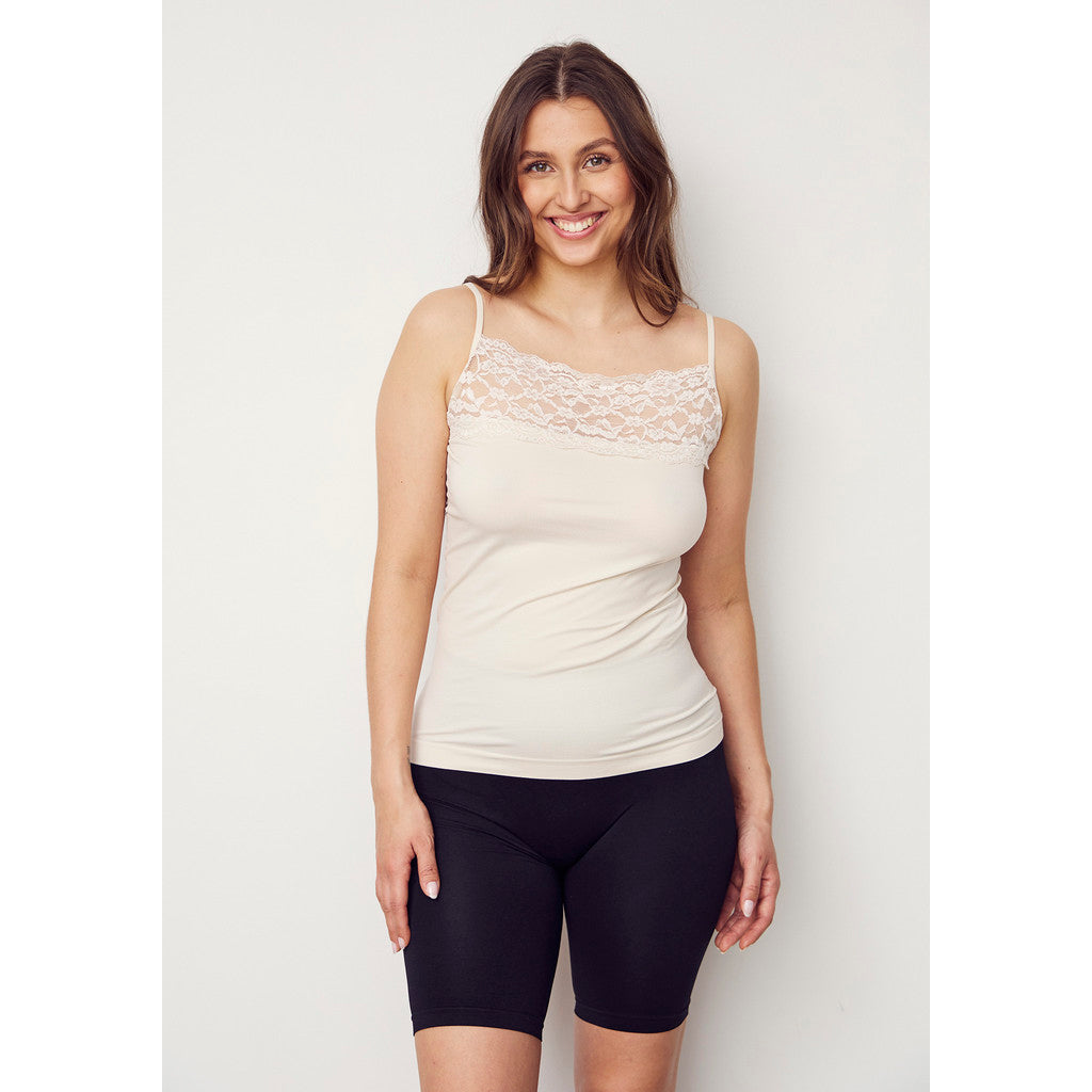 Nilla Wide lace top 112 Sand