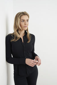 Ayaka closed zwart