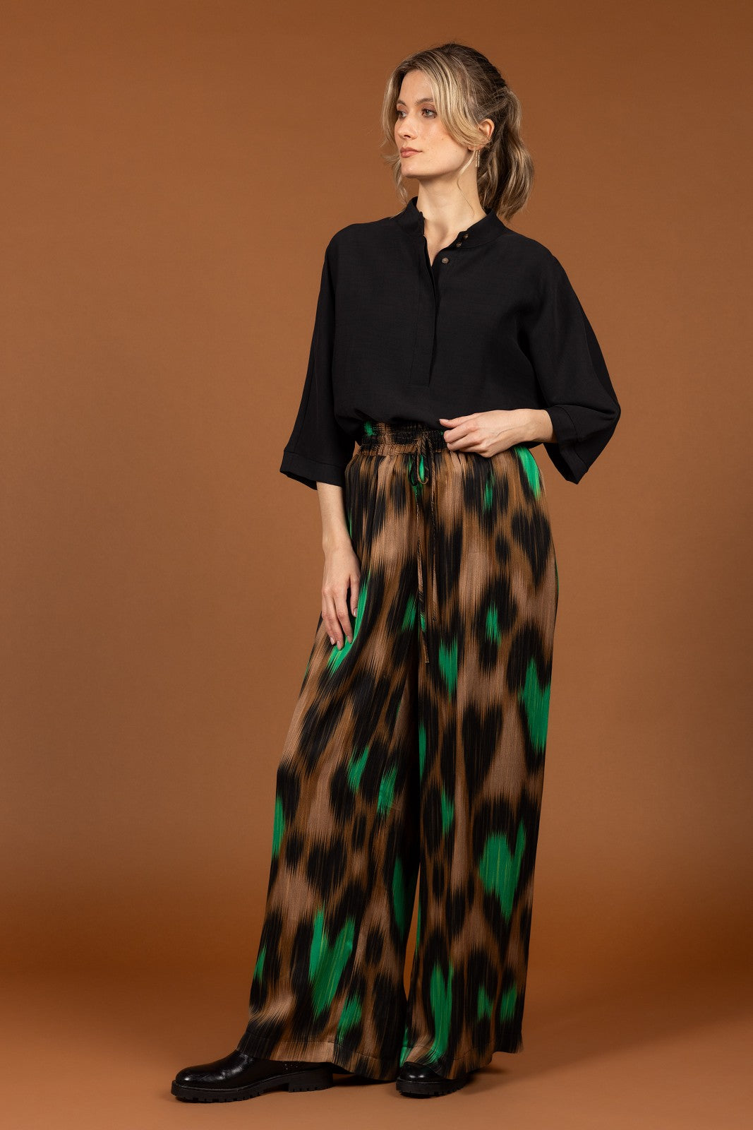 LADIES TROUSERS