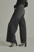 Lizzy (Stud) shadow black