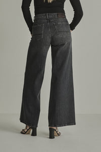 Lizzy (Stud) shadow black