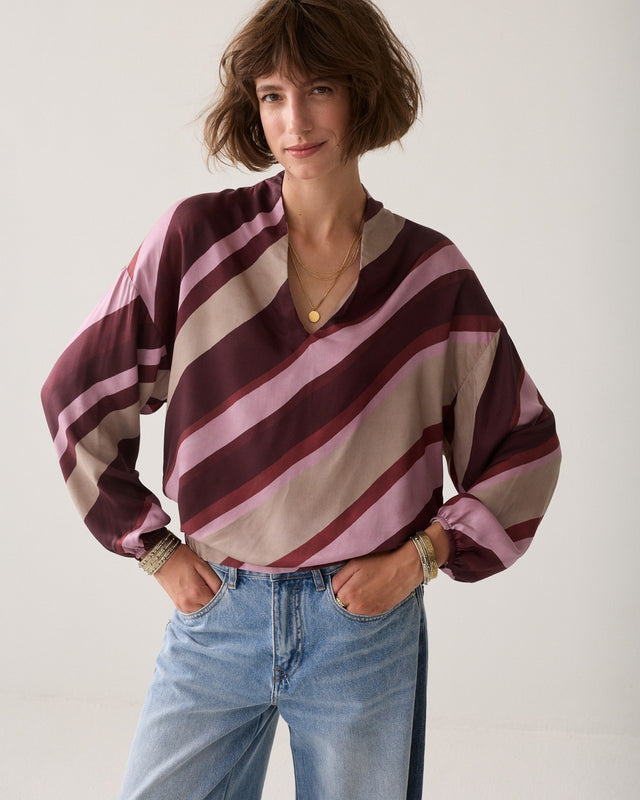 Top v neck Stripe printed